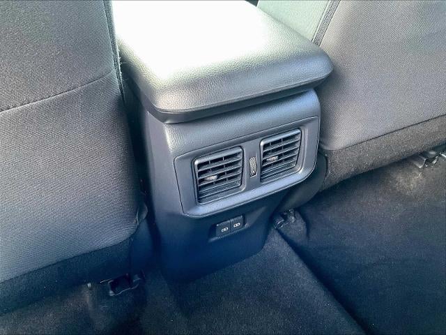 2025 Toyota RAV4 XLE AWD (Natl)