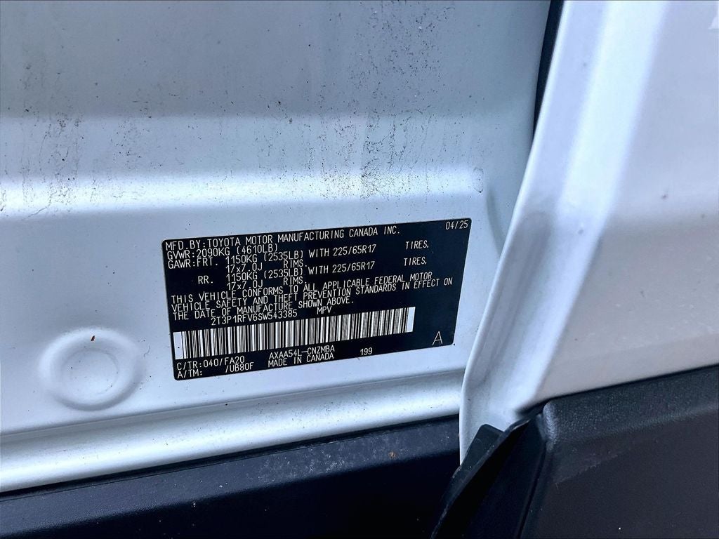 2025 Toyota RAV4 XLE