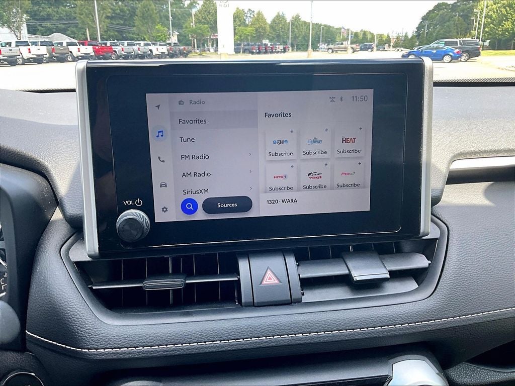 2025 Toyota RAV4 XLE