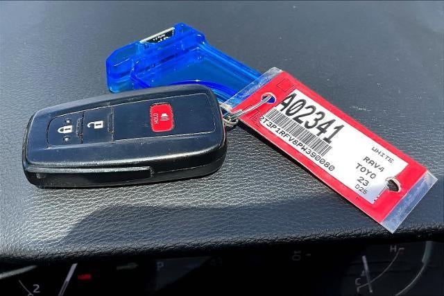 2023 Toyota RAV4 XLE AWD (Natl)