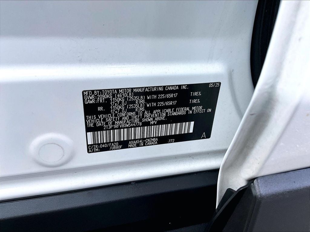2025 Toyota RAV4 XLE