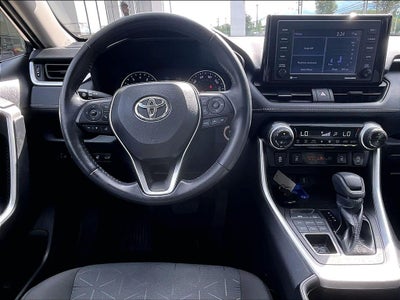 2022 Toyota RAV4 XLE