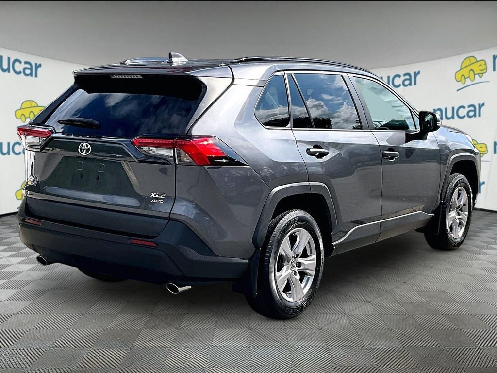 2022 Toyota RAV4 XLE