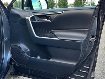 2025 Toyota RAV4 XLE AWD (Natl)