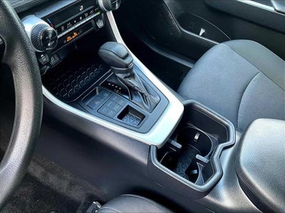 2025 Toyota RAV4 XLE AWD (Natl)