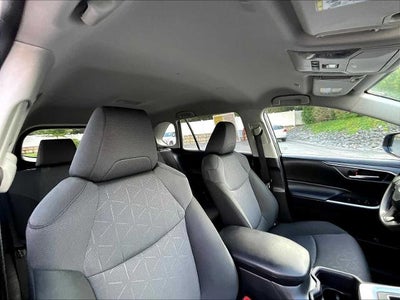 2025 Toyota RAV4 XLE AWD (Natl)