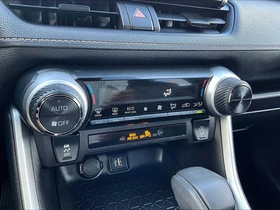 2025 Toyota RAV4 XLE AWD (Natl)