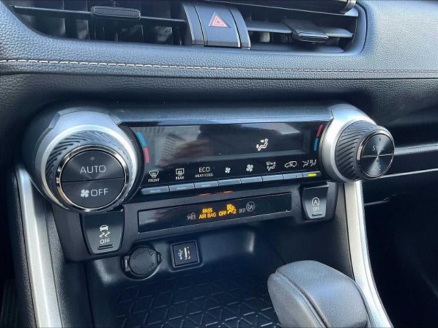 2025 Toyota RAV4 XLE AWD (Natl)