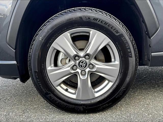 2025 Toyota RAV4 XLE AWD (Natl)