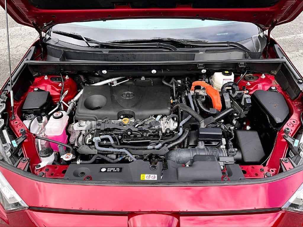 2025 Toyota RAV4 Hybrid XLE