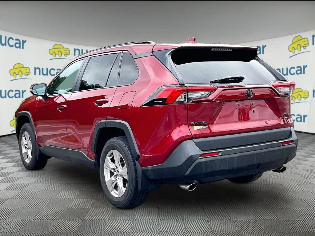 2025 Toyota RAV4 Hybrid XLE