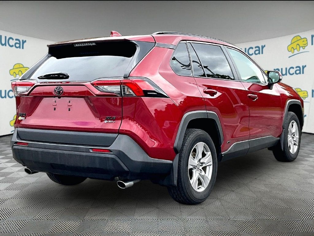 2025 Toyota RAV4 Hybrid XLE