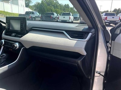 2021 Toyota RAV4 Hybrid XLE AWD (Natl)