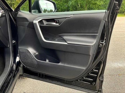 2023 Toyota RAV4 XLE FWD (GS)