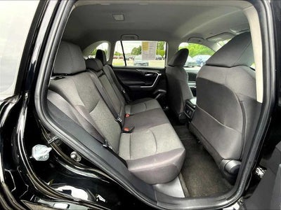 2023 Toyota RAV4 XLE FWD (GS)