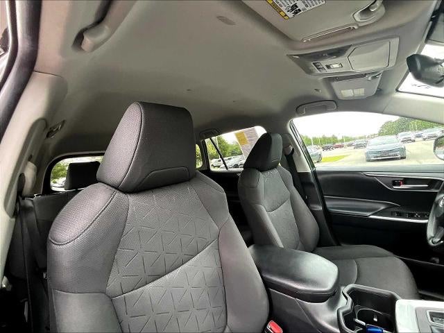 2023 Toyota RAV4 XLE FWD (GS)