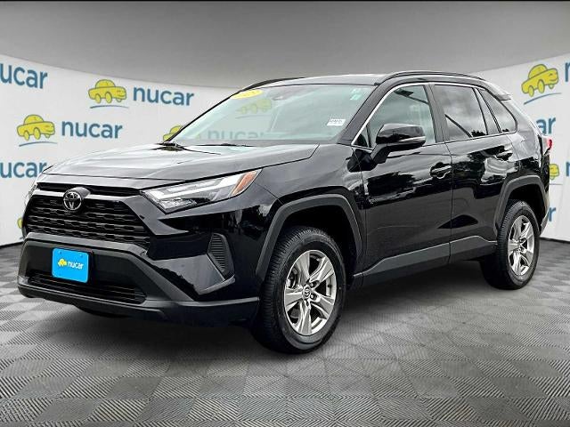 2023 Toyota RAV4 XLE FWD (GS)