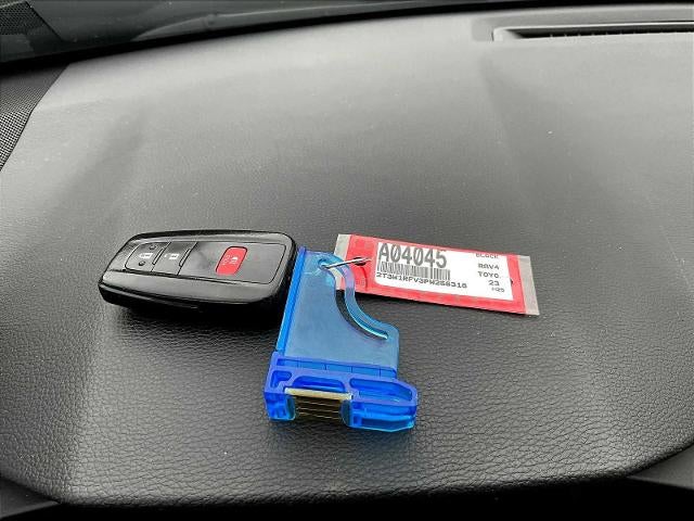 2023 Toyota RAV4 XLE FWD (GS)