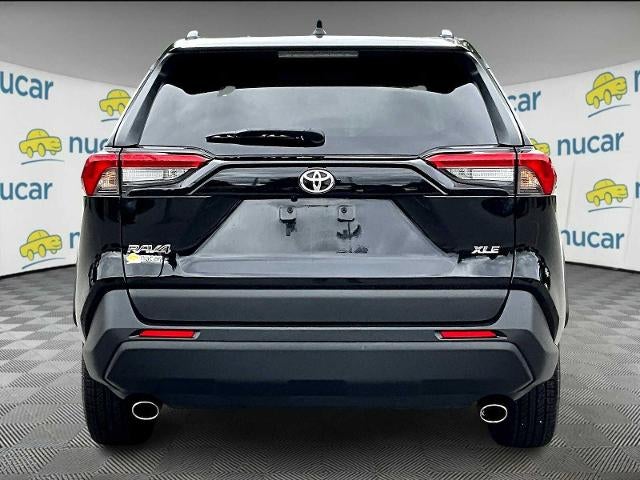 2023 Toyota RAV4 XLE FWD (GS)