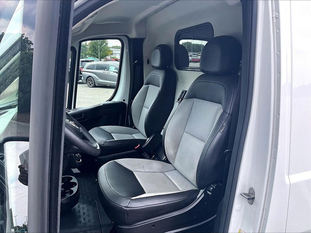 2025 RAM ProMaster 2500 Base