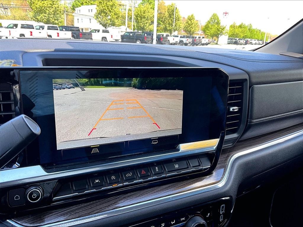 2024 Chevrolet Silverado 1500 LT