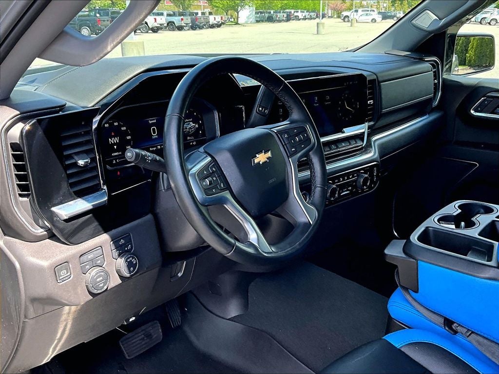 2024 Chevrolet Silverado 1500 LT