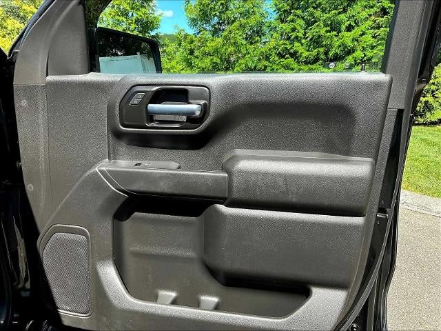 2021 Chevrolet Silverado 1500 Crew Cab Short Box 4-Wheel Drive Custom