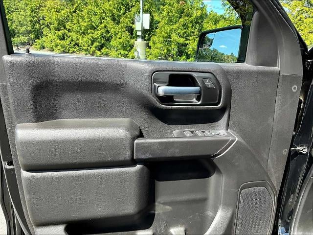 2021 Chevrolet Silverado 1500 Crew Cab Short Box 4-Wheel Drive Custom