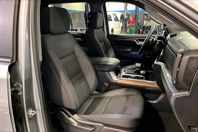 2024 Chevrolet Silverado 1500 Crew Cab Short Box 4-Wheel Drive LT Trail Boss