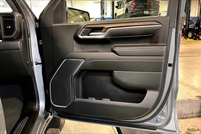 2024 Chevrolet Silverado 1500 Crew Cab Short Box 4-Wheel Drive LT Trail Boss