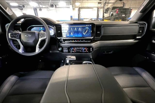 2024 Chevrolet Silverado 1500 Crew Cab Short Box 4-Wheel Drive LT Trail Boss