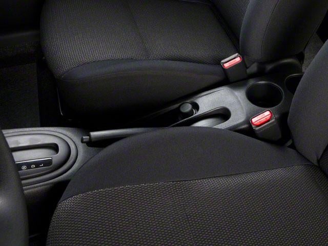 2012 Nissan Versa 4dr Sdn CVT 1.6 SL