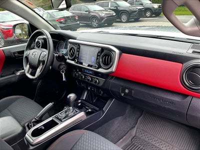 2022 Toyota Tacoma SR5 V6