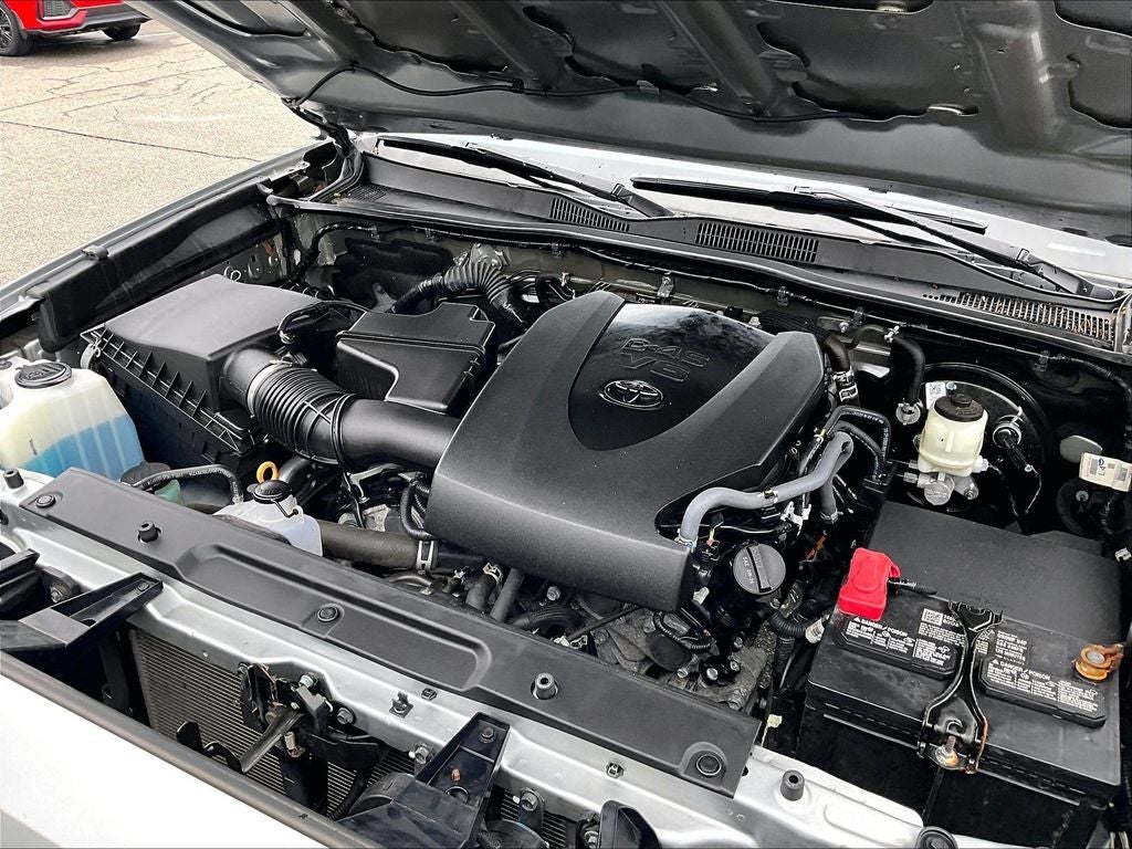 2022 Toyota Tacoma SR5 V6