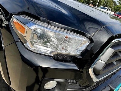 2023 Toyota Tacoma 4WD 4WD SR5 Double Cab 5' Bed V6 AT (GS)