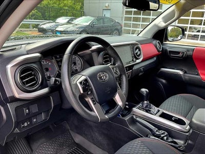 2023 Toyota Tacoma 4WD 4WD SR5 Double Cab 5' Bed V6 AT (GS)