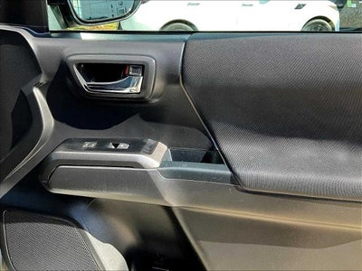 2023 Toyota Tacoma 4WD 4WD TRD Off Road Double Cab 5' Bed V6 AT (Natl)