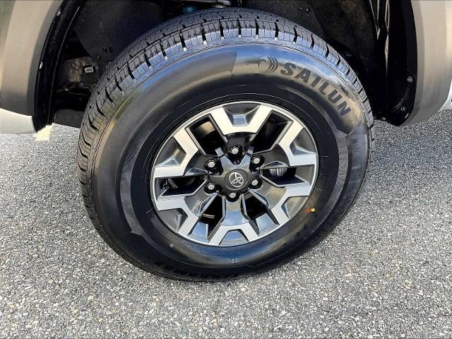 2023 Toyota Tacoma 4WD 4WD TRD Off Road Double Cab 5' Bed V6 AT (Natl)