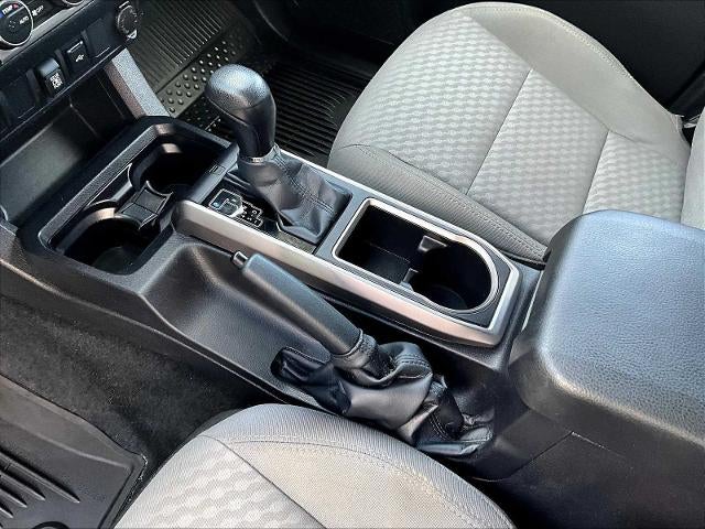 2022 Toyota Tacoma 4WD 4WD SR5 Double Cab 5' Bed V6 AT (GS)