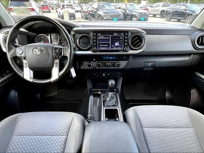 2022 Toyota Tacoma 4WD 4WD SR5 Double Cab 5' Bed V6 AT (GS)