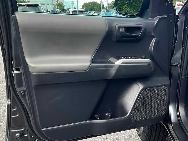 2022 Toyota Tacoma 4WD 4WD SR5 Double Cab 5' Bed V6 AT (GS)