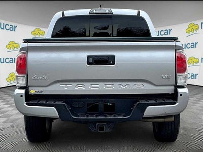 2018 Toyota Tacoma Limited Double Cab 5' Bed V6 4x4 AT (Natl)