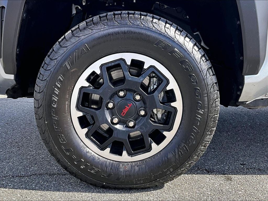 2025 Toyota Tacoma TRD Off-Road
