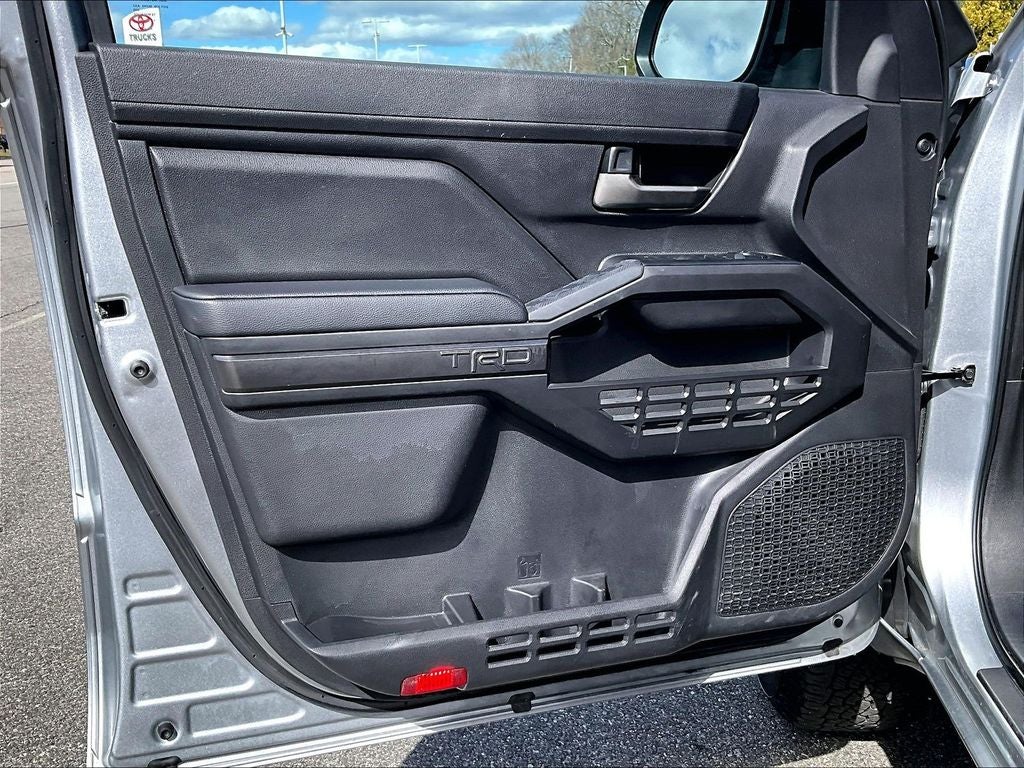 2025 Toyota Tacoma TRD Off-Road