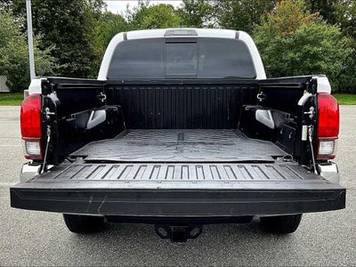 2023 Toyota Tacoma 4WD 4WD SR5 Double Cab 5' Bed V6 AT (GS)