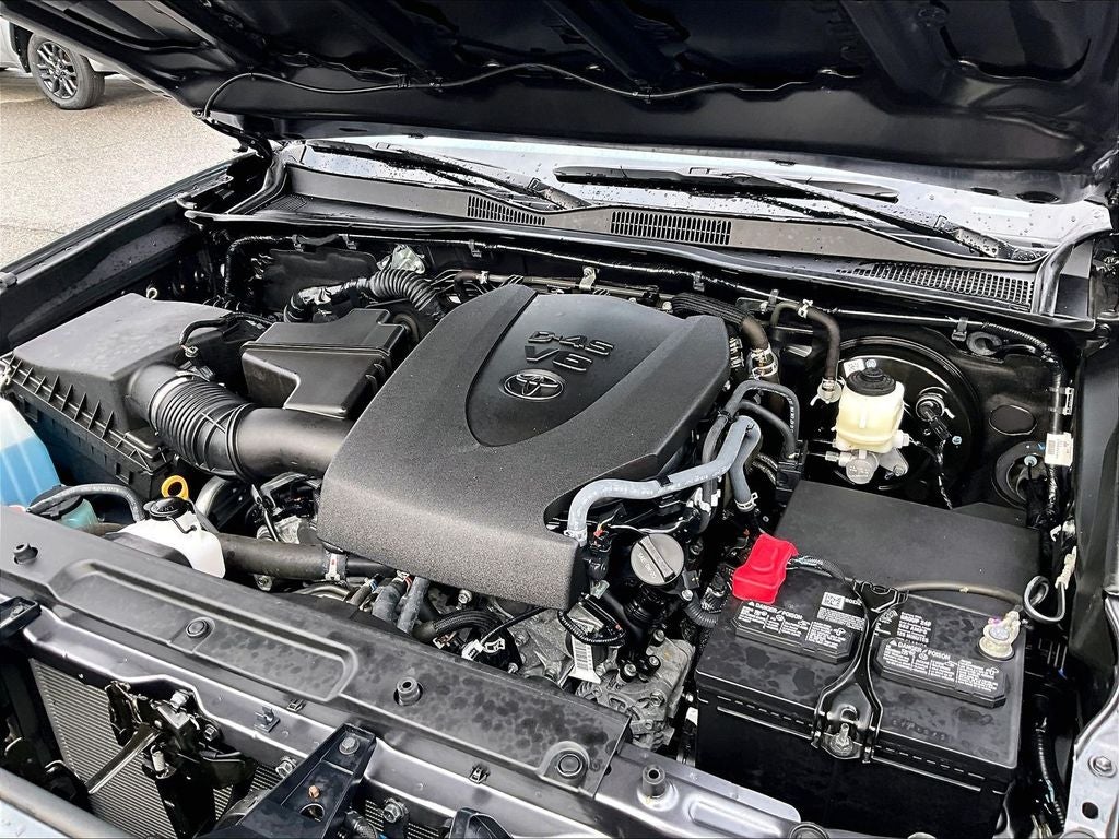 2023 Toyota Tacoma 4WD 4WD SR5 Double Cab 5' Bed V6 AT (GS)