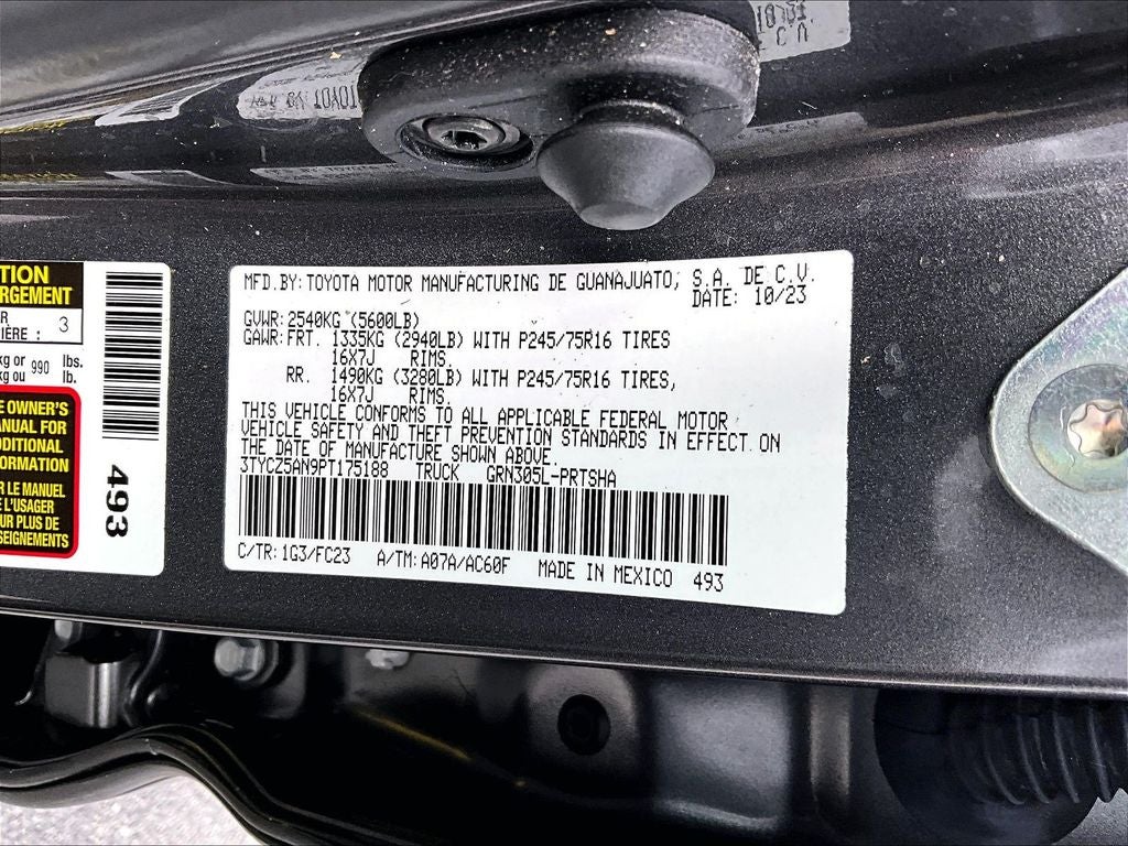 2023 Toyota Tacoma 4WD 4WD SR5 Double Cab 5' Bed V6 AT (GS)