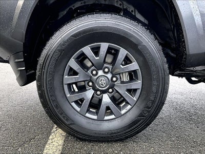 2023 Toyota Tacoma 4WD 4WD SR5 Double Cab 5' Bed V6 AT (GS)
