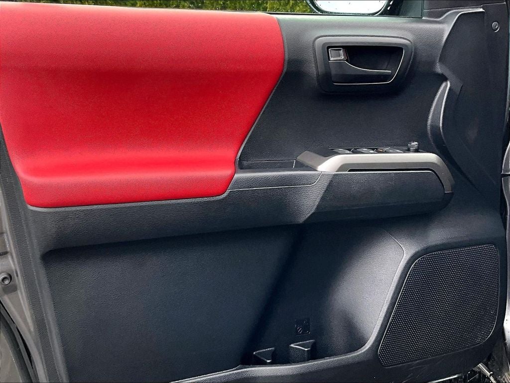 2023 Toyota Tacoma 4WD 4WD SR5 Double Cab 5' Bed V6 AT (GS)