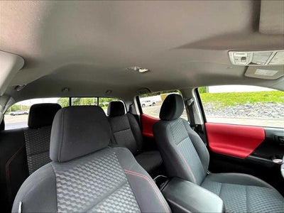 2023 Toyota Tacoma 4WD 4WD SR5 Double Cab 5' Bed V6 AT (GS)